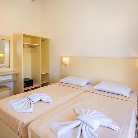 Playa Bay Hotel Zakynthos Laganas Exterior foto